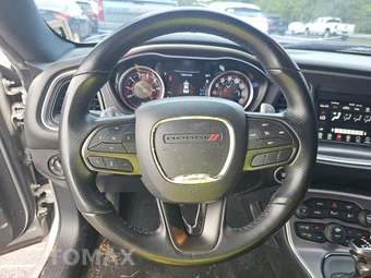 2022 Dodge Challenger GT – miniatura 10