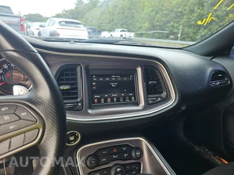 2022 Dodge Challenger GT – miniatura 11
