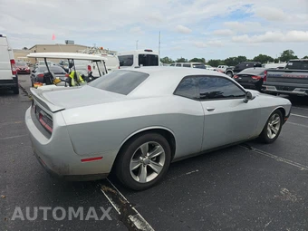 2022 Dodge Challenger GT – miniatura 4