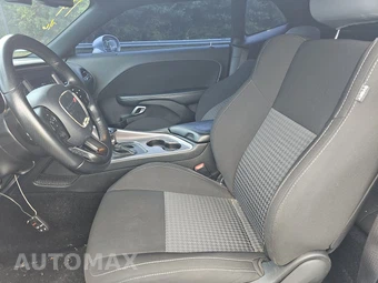 2022 Dodge Challenger GT – miniatura 7