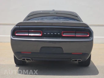 2022 Dodge Challenger GT - miniatura 4