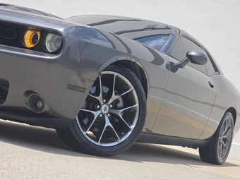 2022 Dodge Challenger GT - miniatura 8