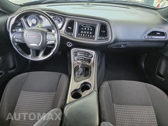 2022 Dodge Challenger GT - miniatura 9