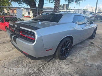 2022 Dodge Challenger GT – miniatura 3