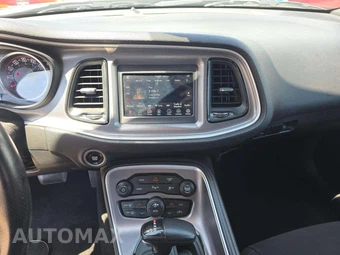 2022 Dodge Challenger GT – miniatura 10