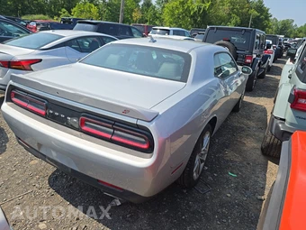 2022 Dodge Challenger GT – miniatura 4