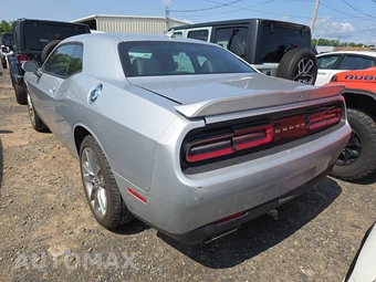 2022 Dodge Challenger GT – miniatura 6