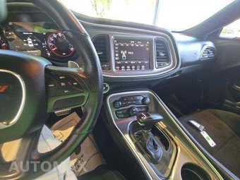 2022 Dodge Challenger GT – miniatura 10