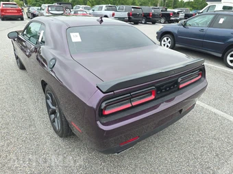 2022 Dodge Challenger R/T – miniatura 6