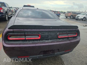 2022 Dodge Challenger R/T – miniatura 5
