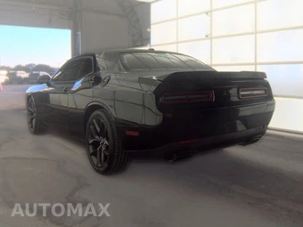 2022 Dodge Challenger R/T – miniatura 6