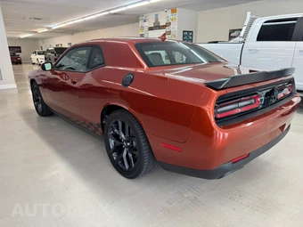 2022 Dodge Challenger R/T - miniatura 5