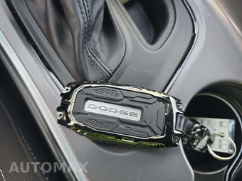 2022 Dodge Challenger R/T – miniatura 5