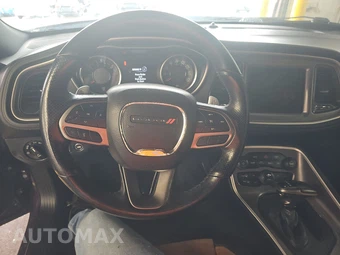 2022 Dodge Challenger R/T – miniatura 10