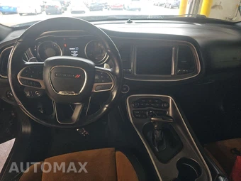 2022 Dodge Challenger R/T – miniatura 11