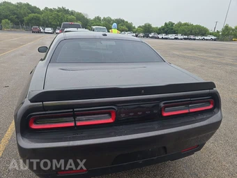 2022 Dodge Challenger R/T – miniatura 5
