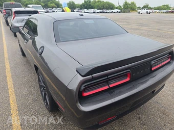 2022 Dodge Challenger R/T – miniatura 6