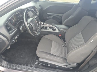 2022 Dodge Challenger R/T – miniatura 7