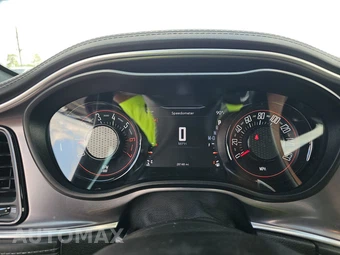 2022 Dodge Challenger R/T – miniatura 12