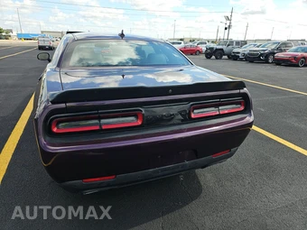2022 Dodge Challenger R/T – miniatura 5
