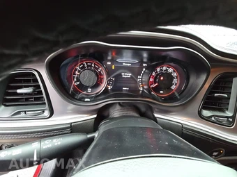 2022 Dodge Challenger R/T - miniatura 12