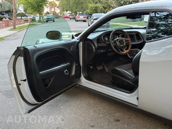 2022 Dodge Challenger R/T Scat Pack - miniatura 13