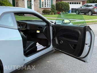 2022 Dodge Challenger R/T Scat Pack - miniatura 16