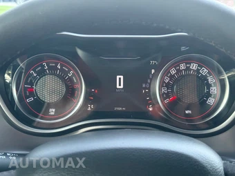 2022 Dodge Challenger R/T Scat Pack - miniatura 27