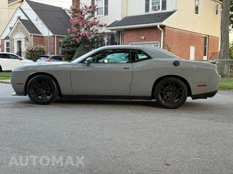 2022 Dodge Challenger R/T Scat Pack - miniatura 6