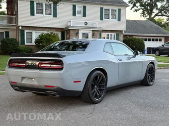 2022 Dodge Challenger R/T Scat Pack - miniatura 7