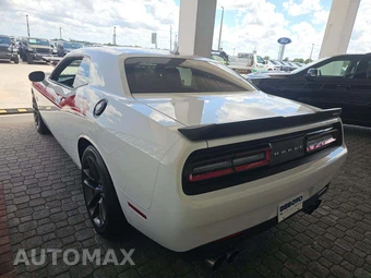 2022 Dodge Challenger R/T Scat Pack - miniatura 2
