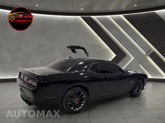 2022 Dodge Challenger R/T Scat Pack - miniatura 3