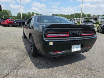 2022 Dodge Challenger R/T Scat Pack – miniatura 2