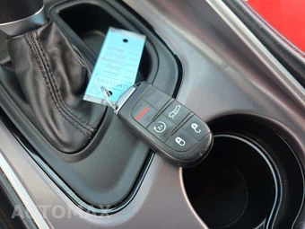 2022 Dodge Challenger R/T Scat Pack – miniatura 8