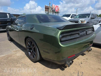 2022 Dodge Challenger R/T Scat Pack - miniatura 2