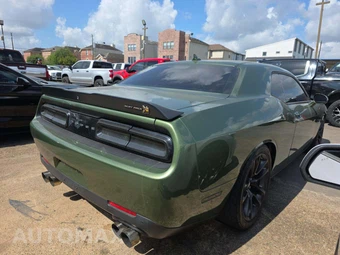 2022 Dodge Challenger R/T Scat Pack - miniatura 3