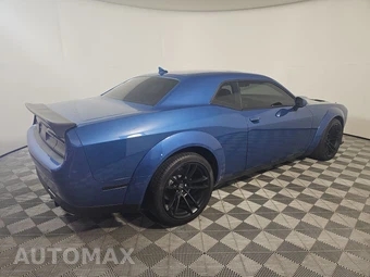 2022 Dodge Challenger R/T Scat Pack Widebody – miniatura 4