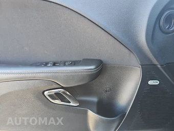 2022 Dodge Challenger SRT Hellcat – miniatura 9