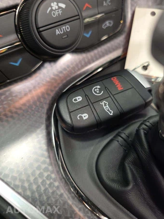 2022 Dodge Challenger SRT Hellcat – miniatura 8