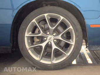 2022 Dodge Challenger SXT – miniatura 10