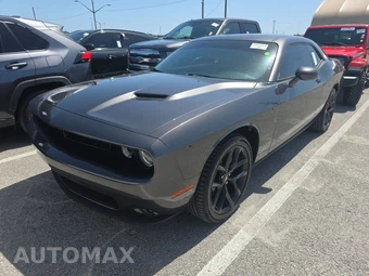 2022 Dodge Challenger SXT