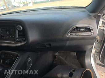 2022 Dodge Challenger SXT – miniatura 18