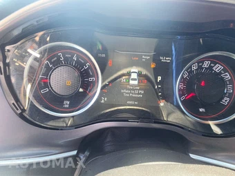 2022 Dodge Challenger SXT - miniatura 12