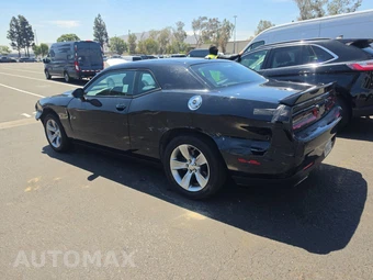2022 Dodge Challenger SXT - miniatura 6