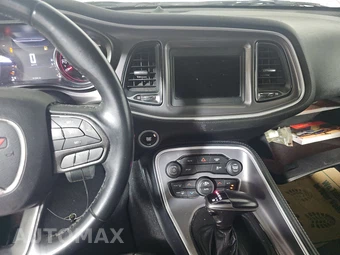 2022 Dodge Challenger SXT – miniatura 11