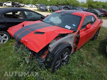 2022 Dodge Challenger SXT