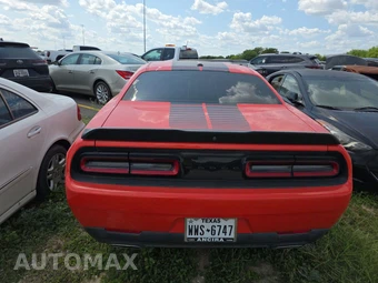 2022 Dodge Challenger SXT - miniatura 5