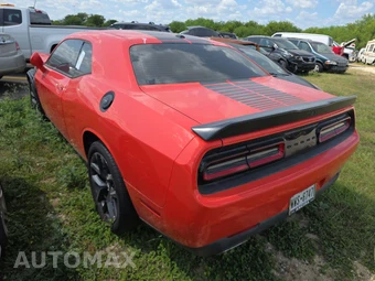 2022 Dodge Challenger SXT - miniatura 6