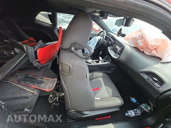 2022 Dodge Challenger SXT - miniatura 8