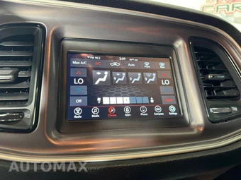2022 Dodge Challenger SXT - miniatura 19